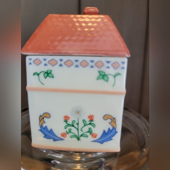 Lenox Vintage 1994 Canterbury Crossing Nutmeg Spice Jar - Picture 4 of 6